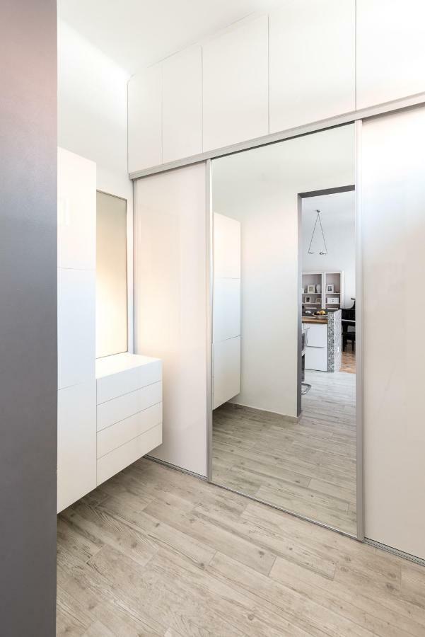 Elegant Apartment Budapest Eksteriør billede